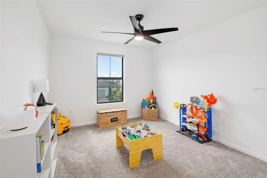 For Sale: $734,900 (5 beds, 3 baths, 2616 Square Feet)