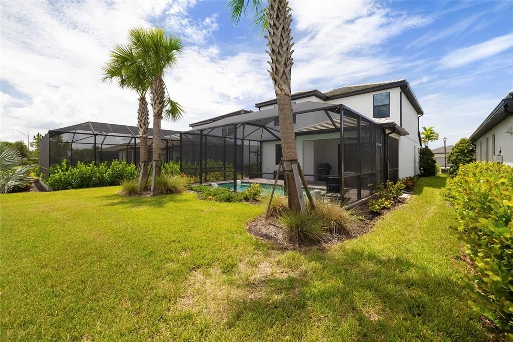 For Sale: $734,900 (5 beds, 3 baths, 2616 Square Feet)