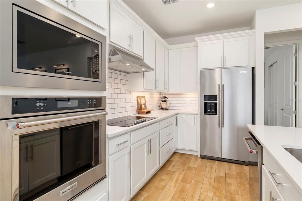 For Sale: $734,900 (5 beds, 3 baths, 2616 Square Feet)