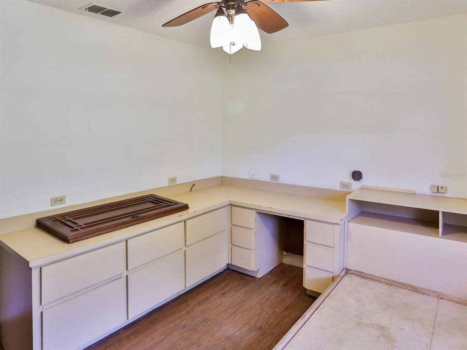 En Venta: $395,000 (3 camas, 2 baños, 1792 Pies cuadrados)