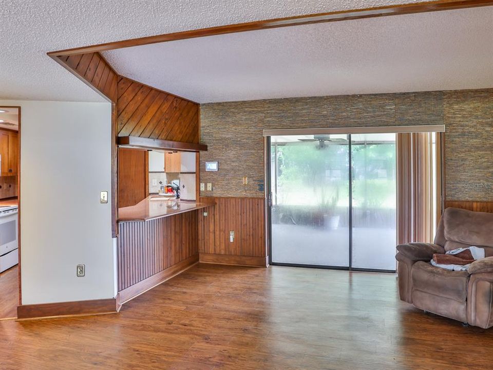 En Venta: $395,000 (3 camas, 2 baños, 1792 Pies cuadrados)