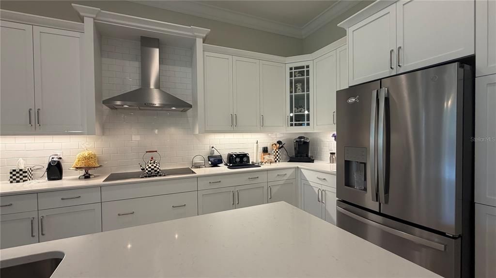 For Sale: $779,500 (3 beds, 2 baths, 1958 Square Feet)