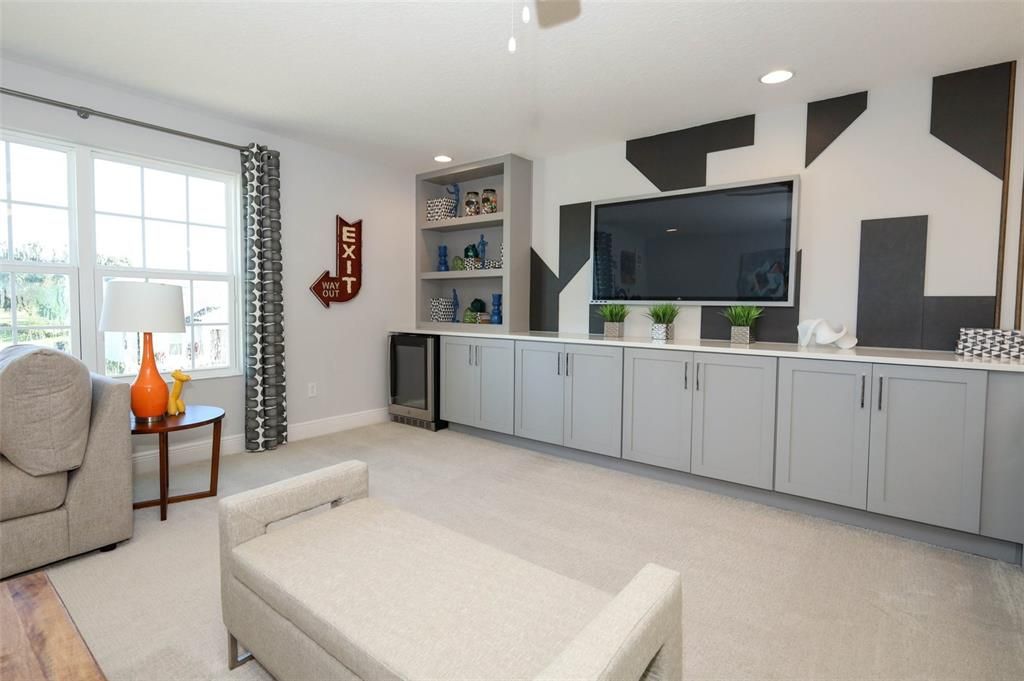 En Venta: $749,900 (6 camas, 4 baños, 4799 Pies cuadrados)