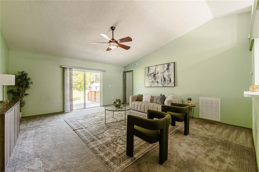 For Sale: $300,000 (3 beds, 2 baths, 1603 Square Feet)