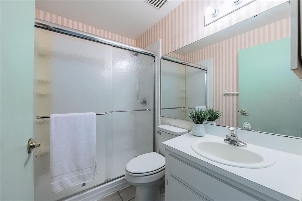 For Sale: $300,000 (3 beds, 2 baths, 1603 Square Feet)