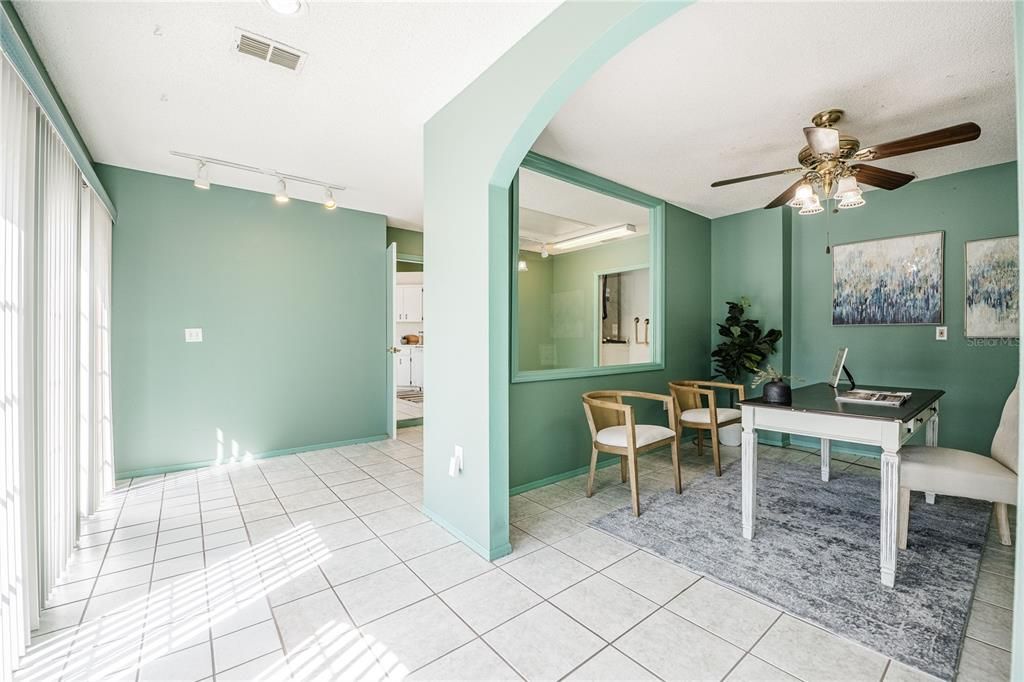 For Sale: $300,000 (3 beds, 2 baths, 1603 Square Feet)