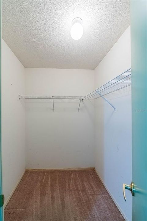 For Sale: $300,000 (3 beds, 2 baths, 1603 Square Feet)