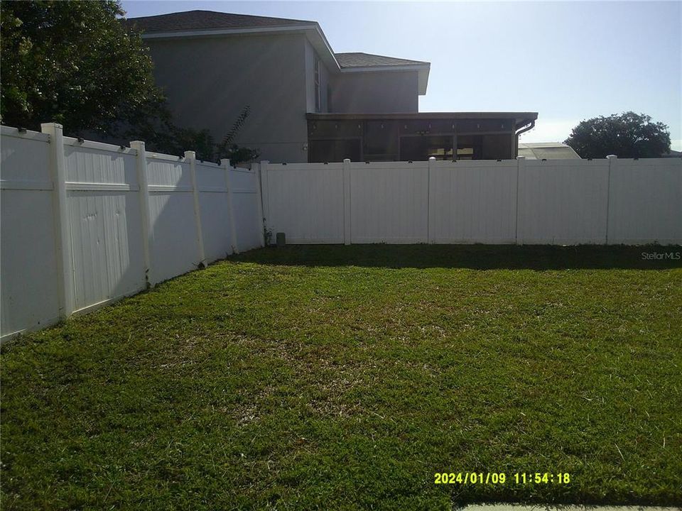 For Rent: $1,995 (3 beds, 2 baths, 1392 Square Feet)