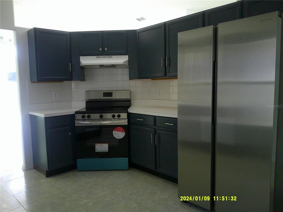 For Rent: $1,995 (3 beds, 2 baths, 1392 Square Feet)