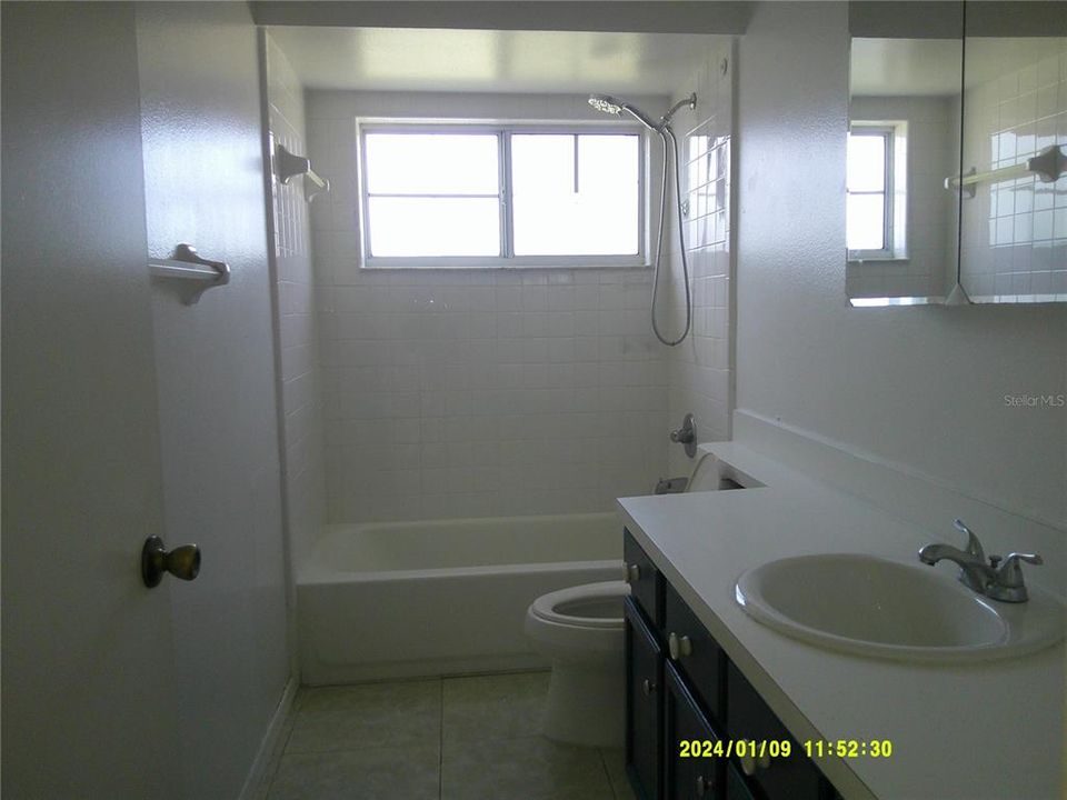 For Rent: $1,995 (3 beds, 2 baths, 1392 Square Feet)