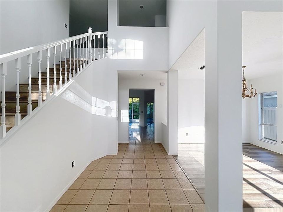 For Sale: $499,900 (4 beds, 2 baths, 2698 Square Feet)