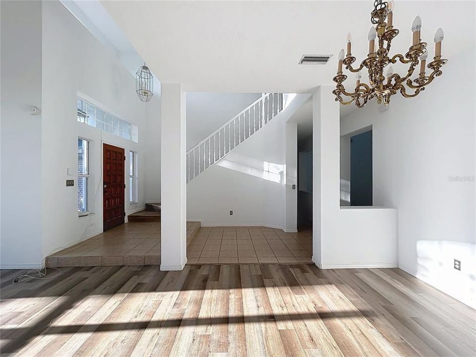 For Sale: $499,900 (4 beds, 2 baths, 2698 Square Feet)