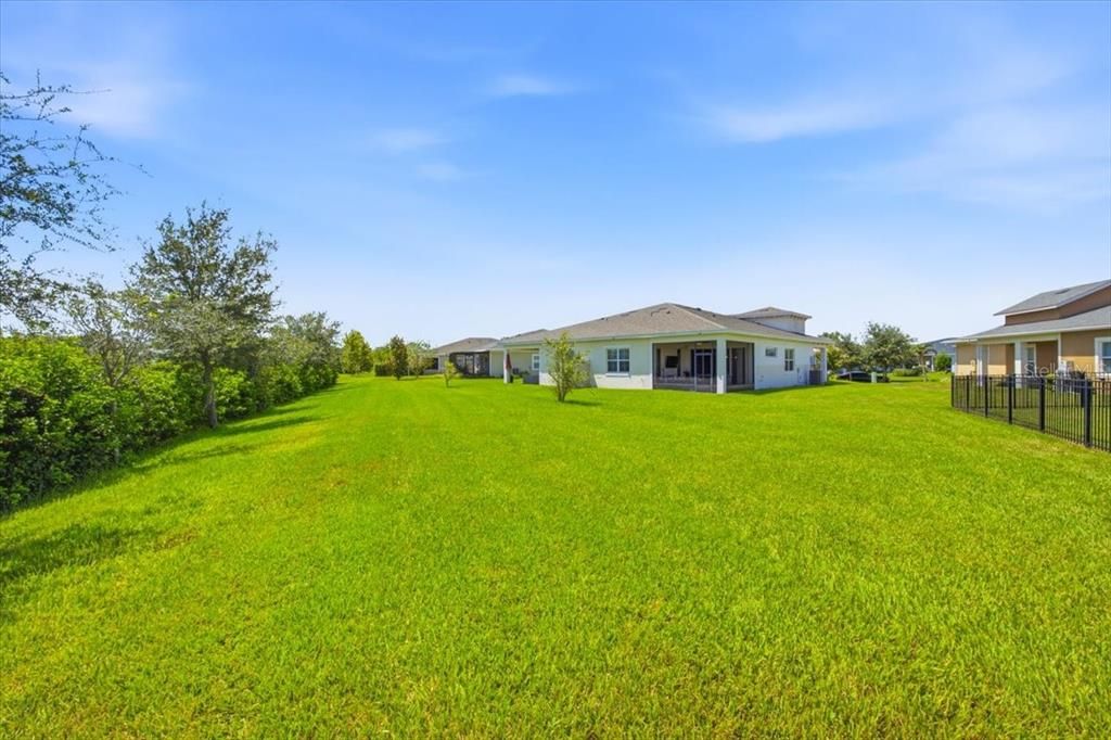 На продажу: $305,000 (2 спален, 2 ванн, 1346 Квадратных фут)