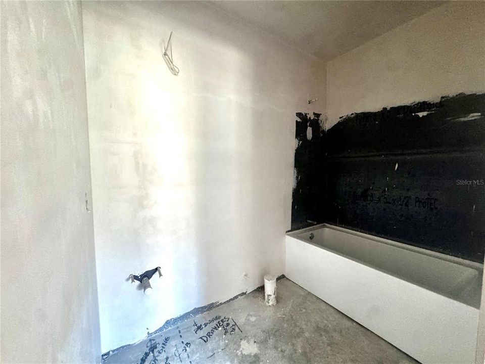 En Venta: $650,000 (3 camas, 3 baños, 2306 Pies cuadrados)