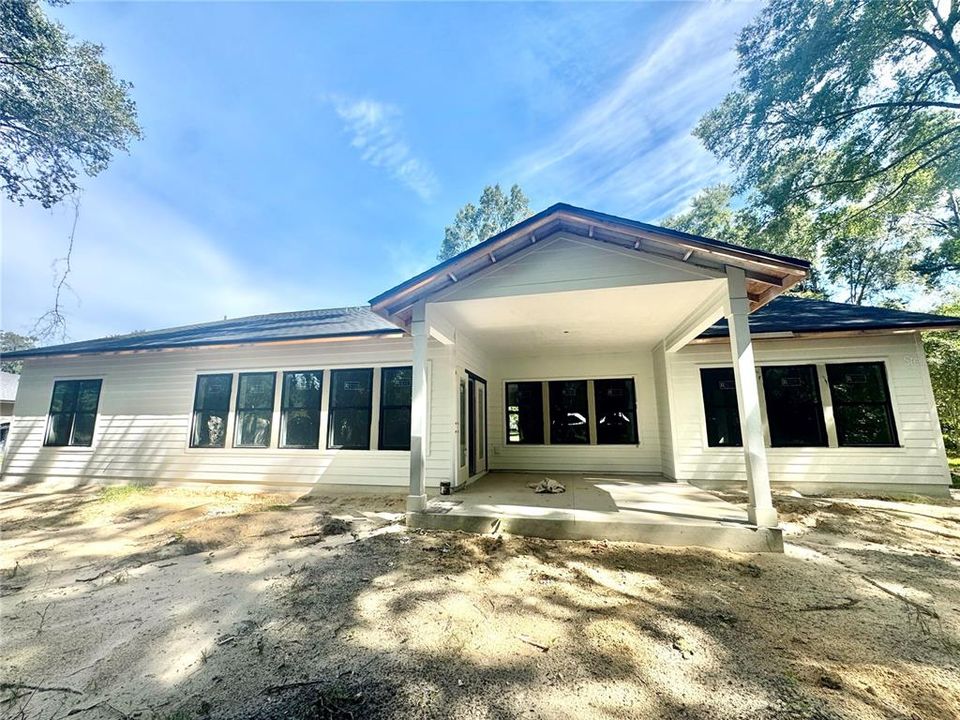 En Venta: $650,000 (3 camas, 3 baños, 2306 Pies cuadrados)