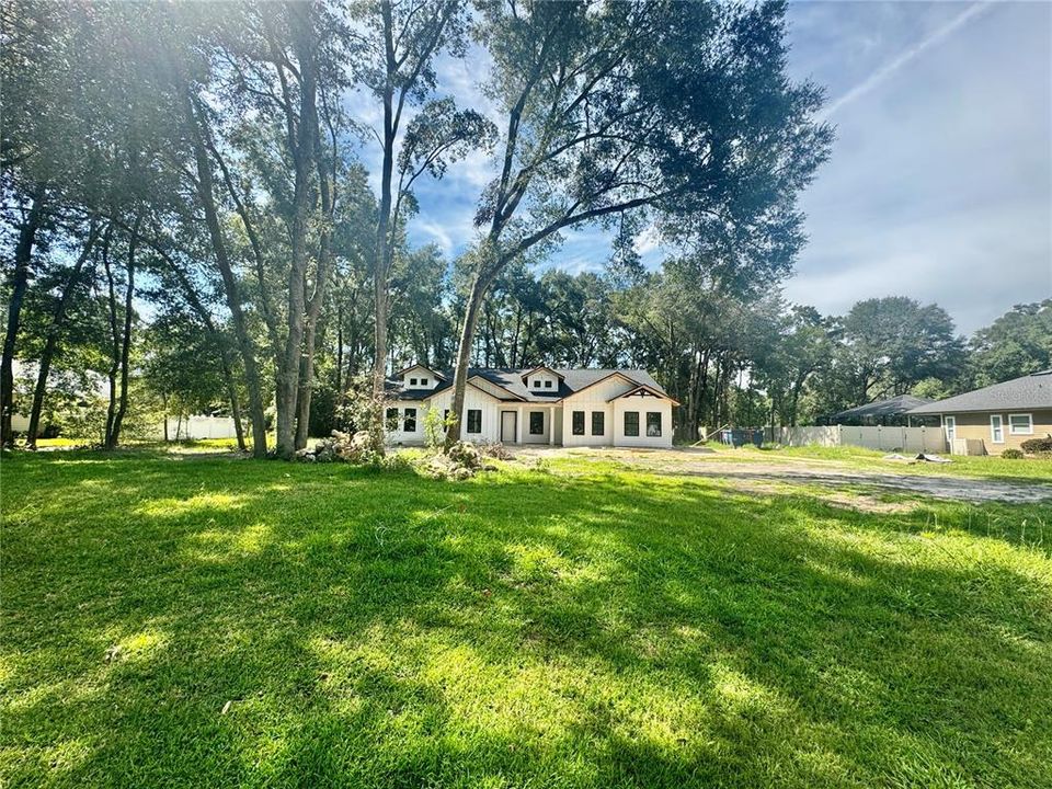 En Venta: $650,000 (3 camas, 3 baños, 2306 Pies cuadrados)