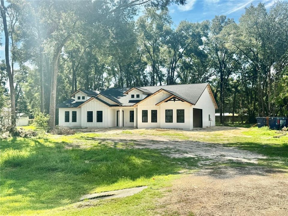 En Venta: $650,000 (3 camas, 3 baños, 2306 Pies cuadrados)