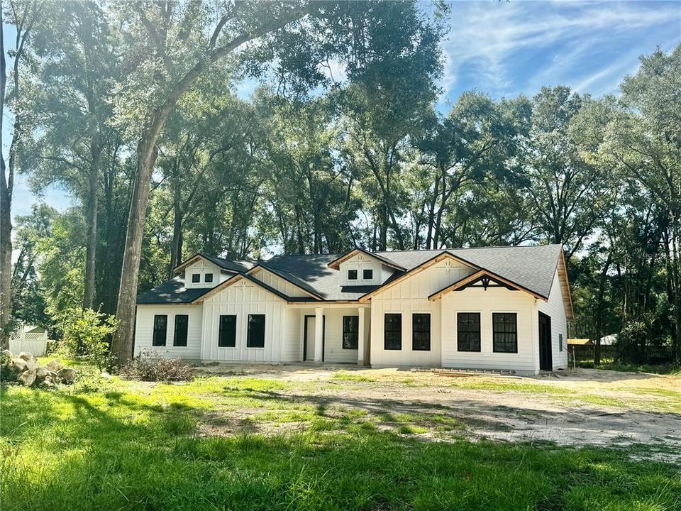 En Venta: $650,000 (3 camas, 3 baños, 2306 Pies cuadrados)