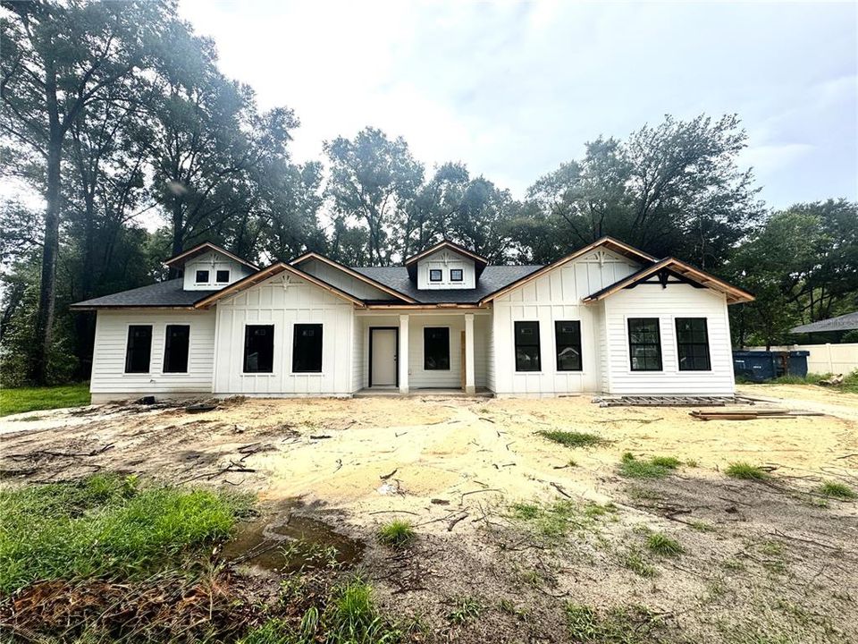 En Venta: $650,000 (3 camas, 3 baños, 2306 Pies cuadrados)