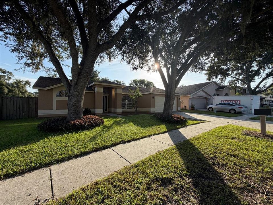 For Sale: $351,000 (3 beds, 2 baths, 1730 Square Feet)