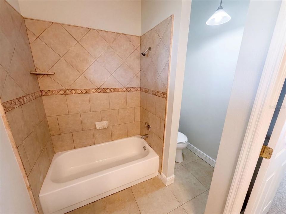 For Sale: $351,000 (3 beds, 2 baths, 1730 Square Feet)