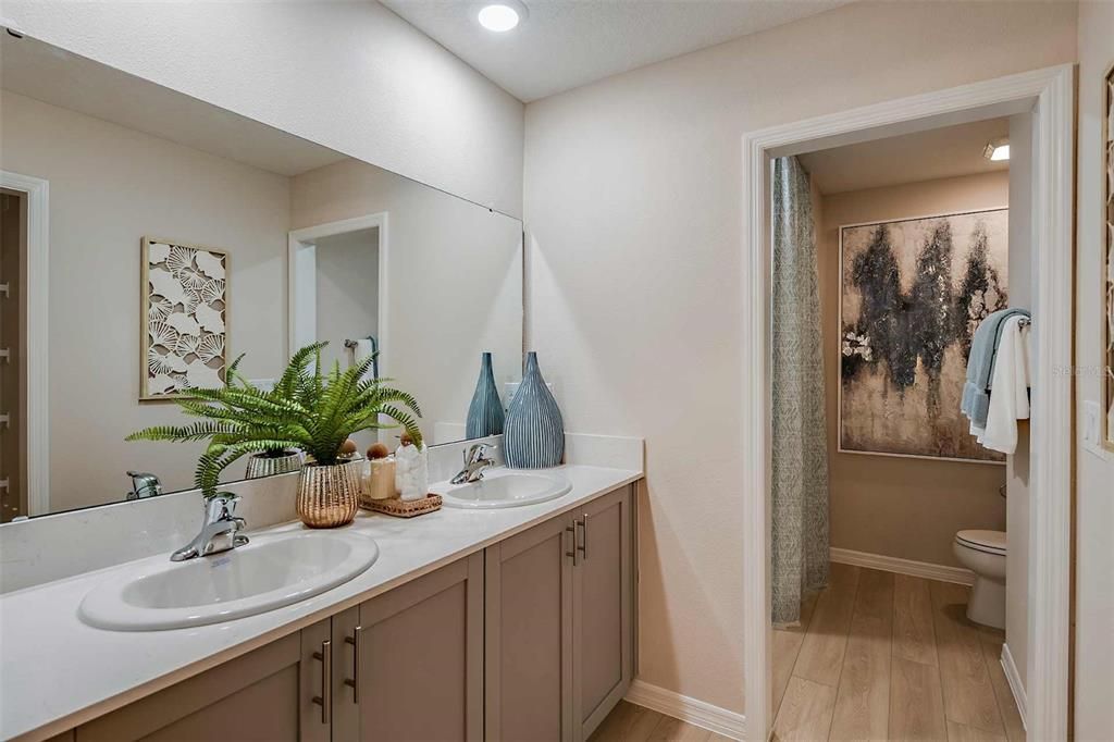 For Sale: $319,990 (3 beds, 2 baths, 1534 Square Feet)