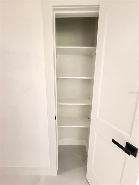 En Venta: $450,000 (3 camas, 2 baños, 1452 Pies cuadrados)