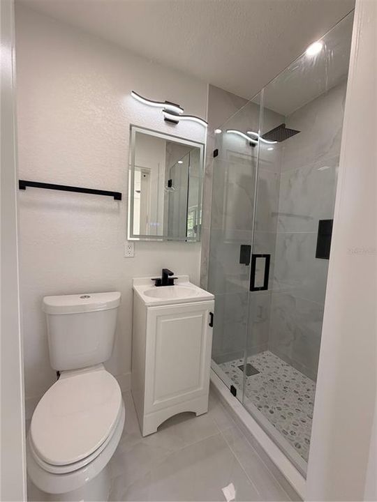 En Venta: $450,000 (3 camas, 2 baños, 1452 Pies cuadrados)