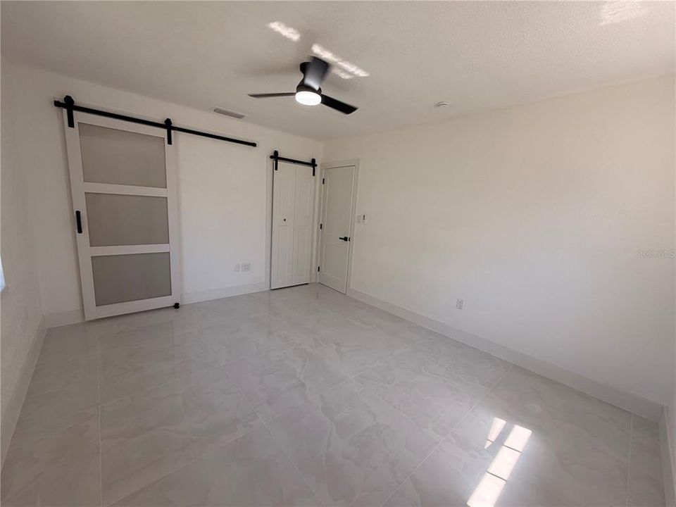 En Venta: $450,000 (3 camas, 2 baños, 1452 Pies cuadrados)