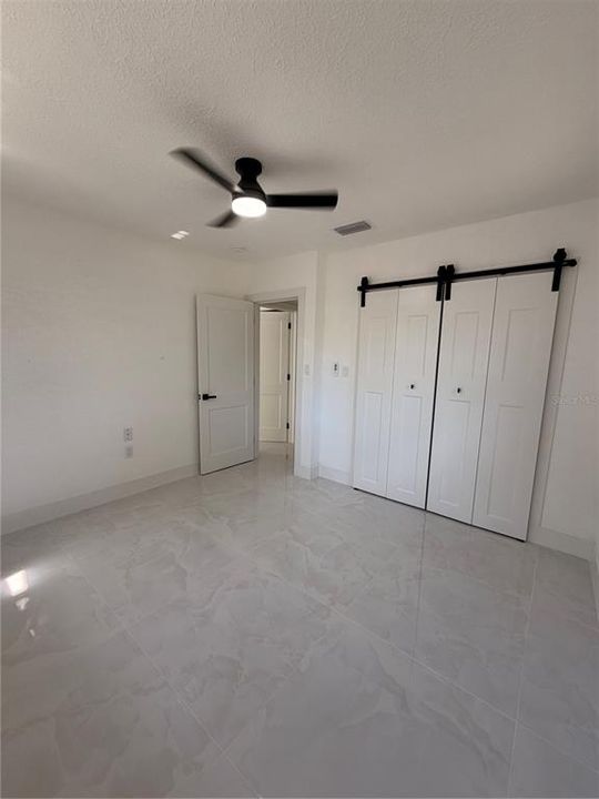 En Venta: $450,000 (3 camas, 2 baños, 1452 Pies cuadrados)