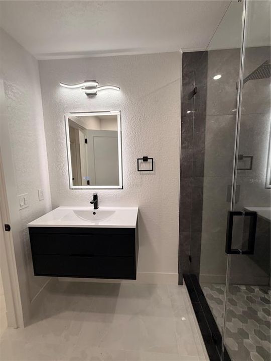 En Venta: $450,000 (3 camas, 2 baños, 1452 Pies cuadrados)