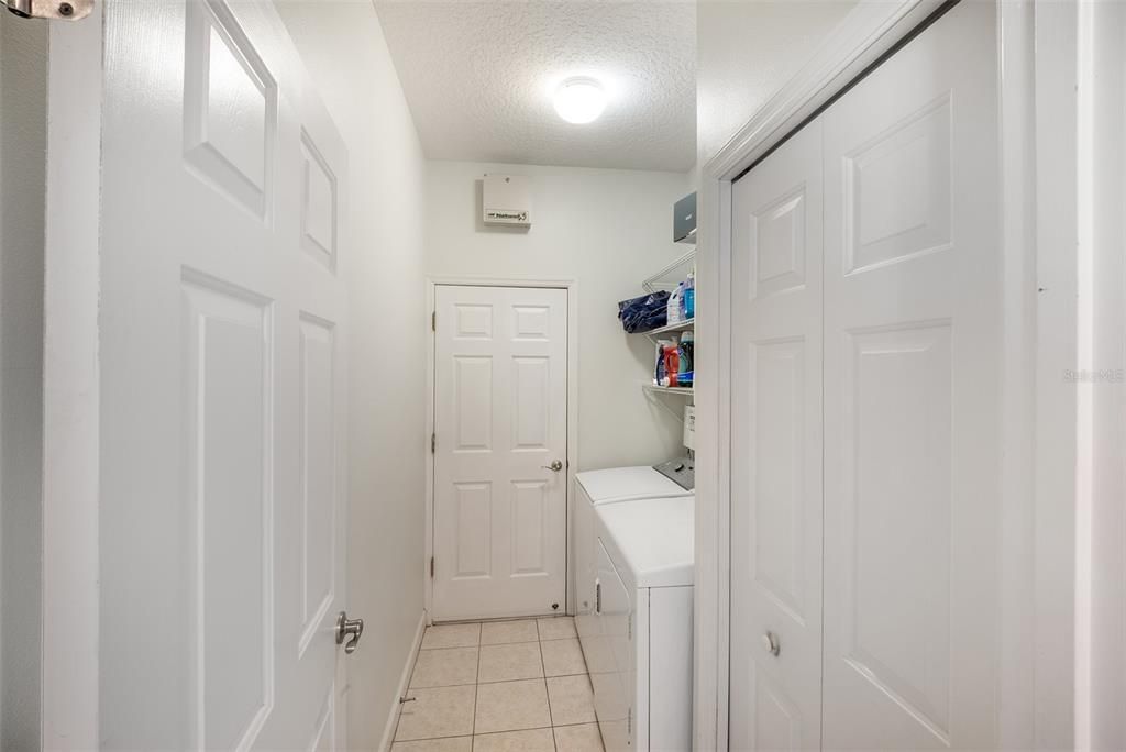 Activo con contrato: $419,000 (3 camas, 2 baños, 1913 Pies cuadrados)