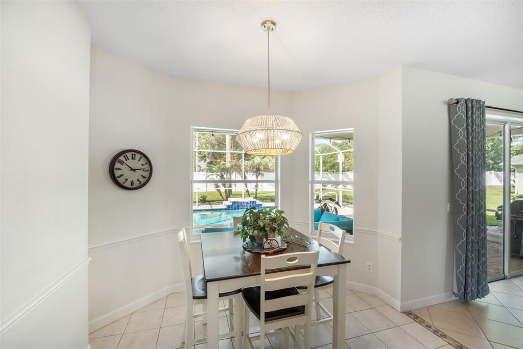 Activo con contrato: $419,000 (3 camas, 2 baños, 1913 Pies cuadrados)
