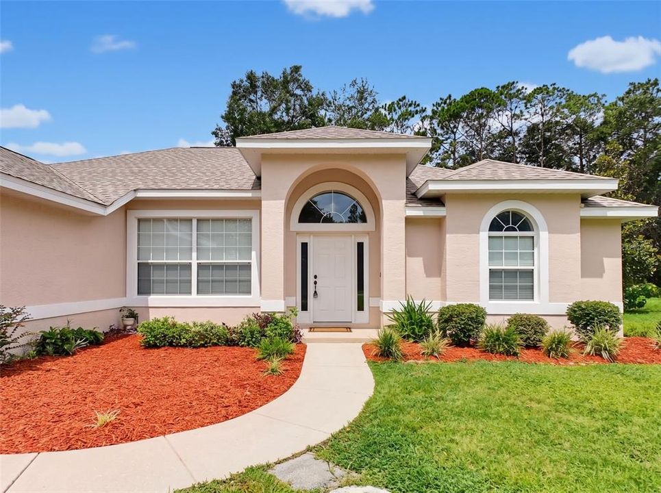 For Sale: $285,000 (3 beds, 2 baths, 1746 Square Feet)