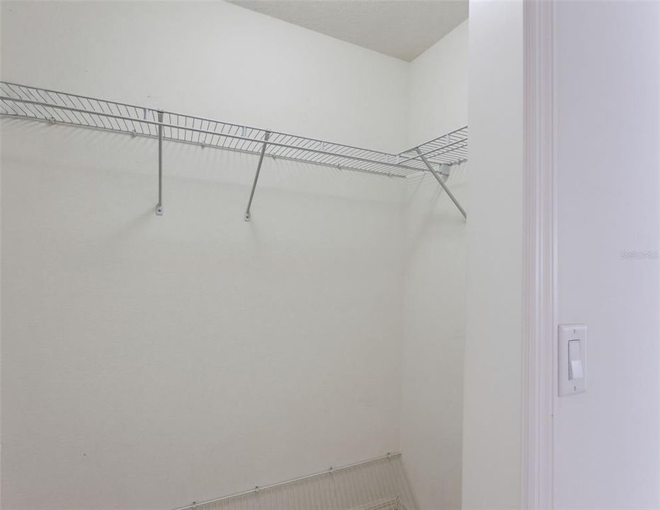 For Sale: $285,000 (3 beds, 2 baths, 1746 Square Feet)