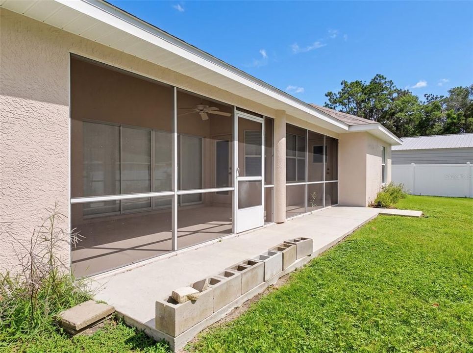 For Sale: $285,000 (3 beds, 2 baths, 1746 Square Feet)