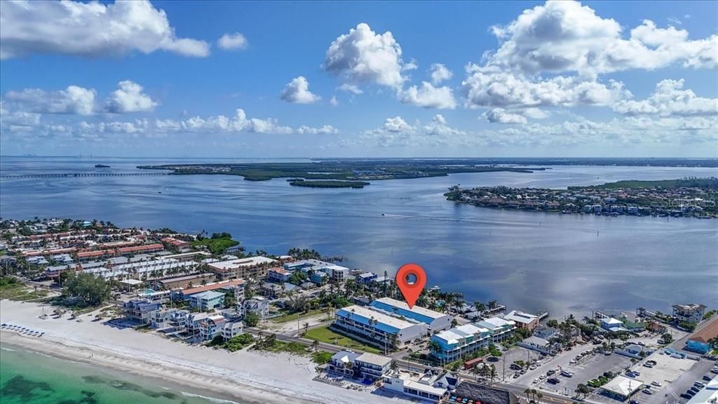 For Sale: $749,000 (2 beds, 2 baths, 1349 Square Feet)