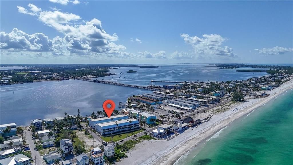 For Sale: $749,000 (2 beds, 2 baths, 1349 Square Feet)