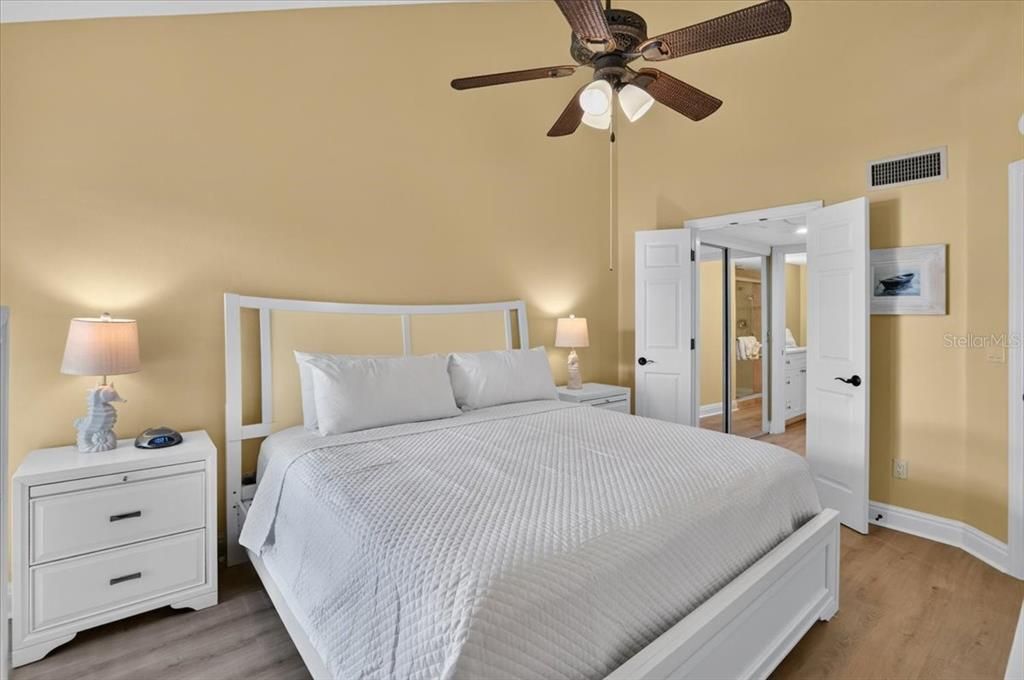 For Sale: $749,000 (2 beds, 2 baths, 1349 Square Feet)