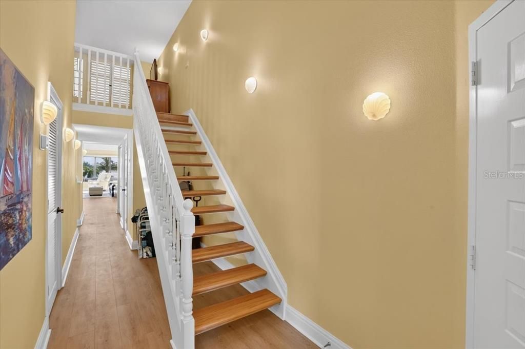 For Sale: $749,000 (2 beds, 2 baths, 1349 Square Feet)