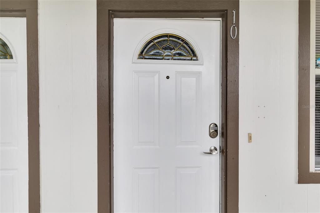 For Rent: $1,450 (2 beds, 2 baths, 1176 Square Feet)