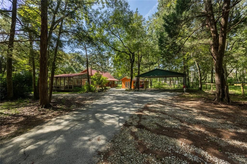 For Sale: $709,000 (2 beds, 2 baths, 1464 Square Feet)