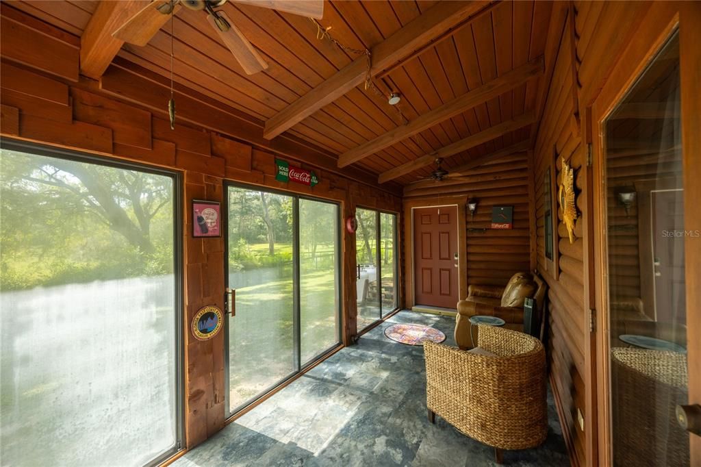 For Sale: $709,000 (2 beds, 2 baths, 1464 Square Feet)