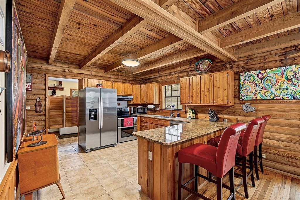 For Sale: $709,000 (2 beds, 2 baths, 1464 Square Feet)