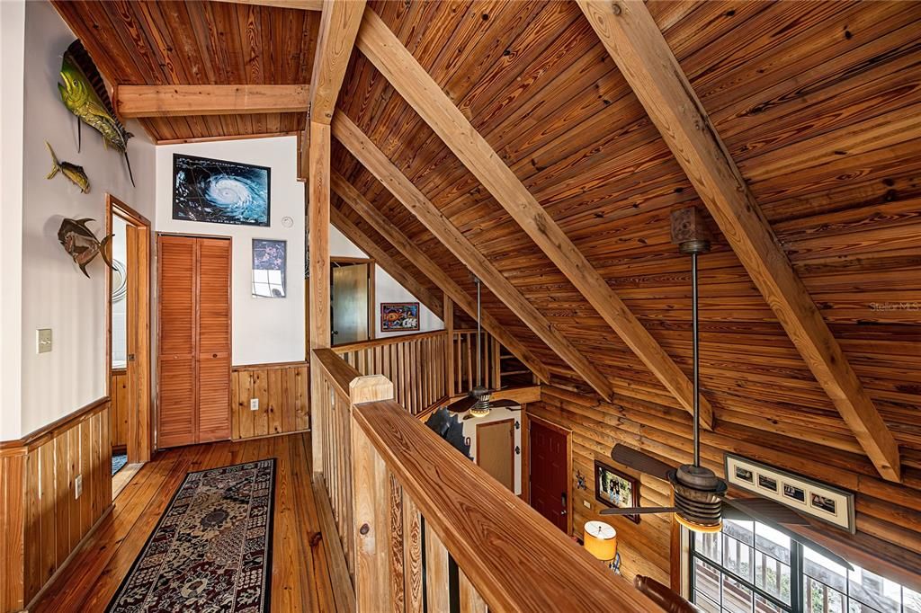 For Sale: $709,000 (2 beds, 2 baths, 1464 Square Feet)