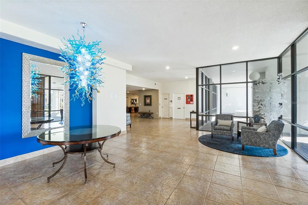 For Sale: $439,900 (2 beds, 2 baths, 1700 Square Feet)