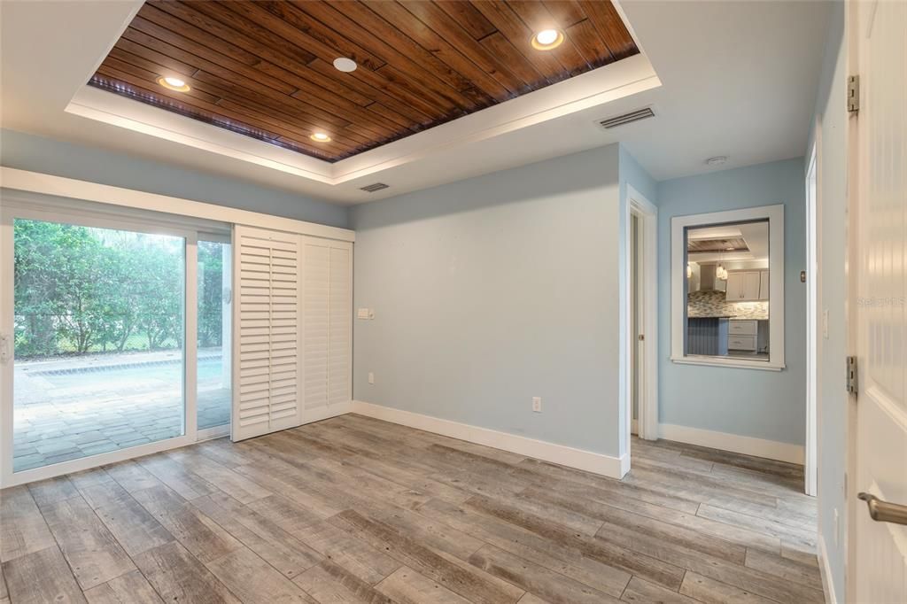 En Venta: $599,900 (3 camas, 2 baños, 2292 Pies cuadrados)