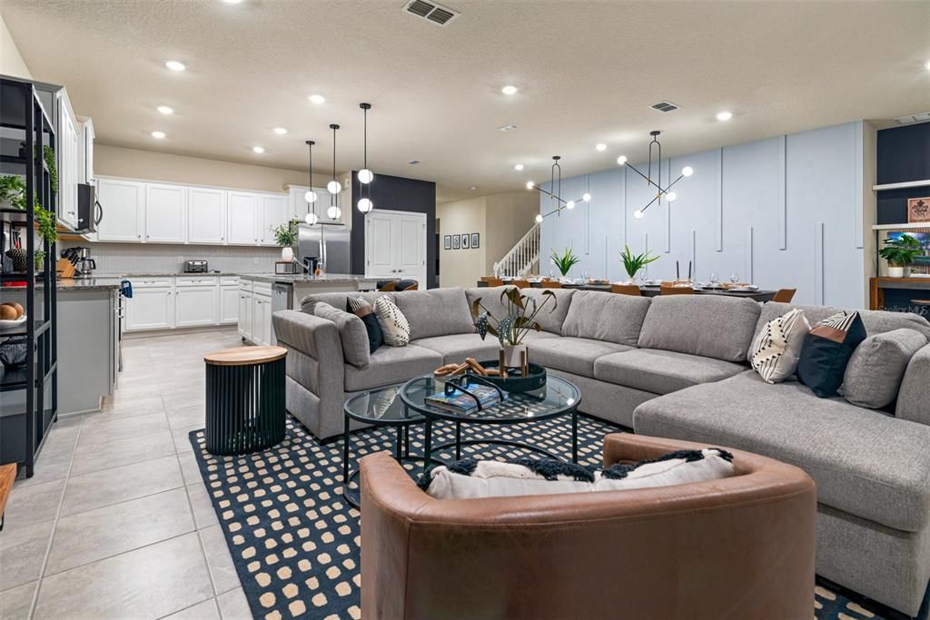 En Venta: $879,000 (10 camas, 8 baños, 4399 Pies cuadrados)
