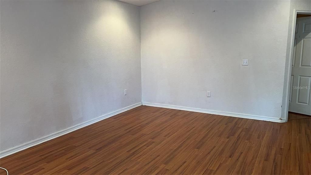 For Rent: $2,200 (3 beds, 2 baths, 1146 Square Feet)