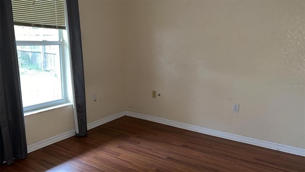 For Rent: $2,200 (3 beds, 2 baths, 1146 Square Feet)